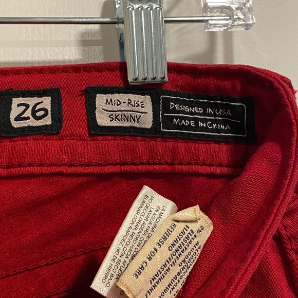 Miss Me Ruby Red Mid-Rise Skinny Jeans Size 26 - Picture 9 of 14